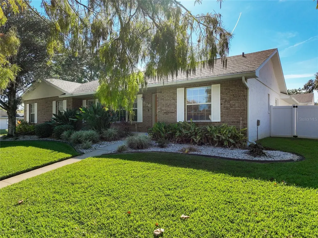 516 Fernwood Drive Altamonte Springs FL 32701