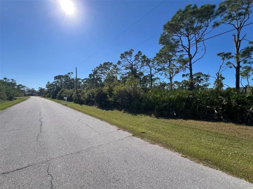 124 Hardee Way Rotonda West FL 33947