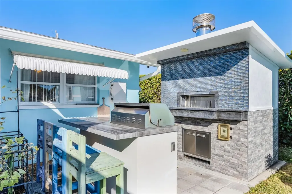 3005 SE 18th Avenue Cape Coral FL 33904