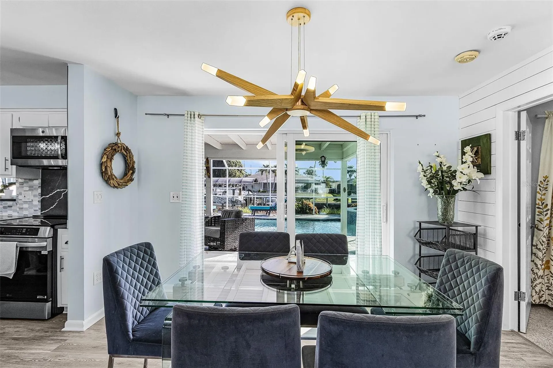 3005 SE 18th Avenue Cape Coral FL 33904