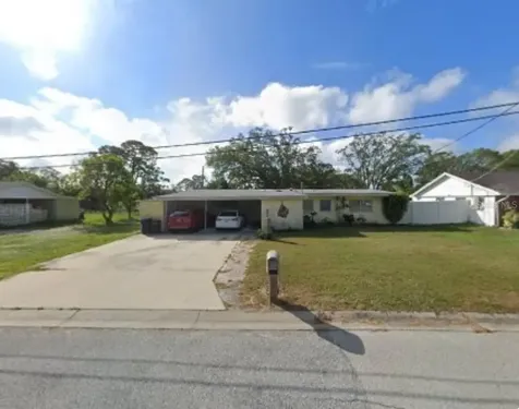 912 68th Avenue W Bradenton FL 34207