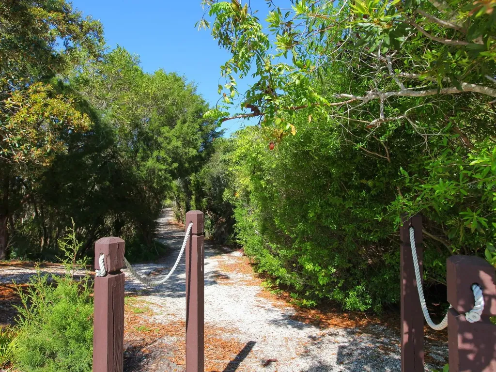 5228 Landings Boulevard Sarasota FL 34231