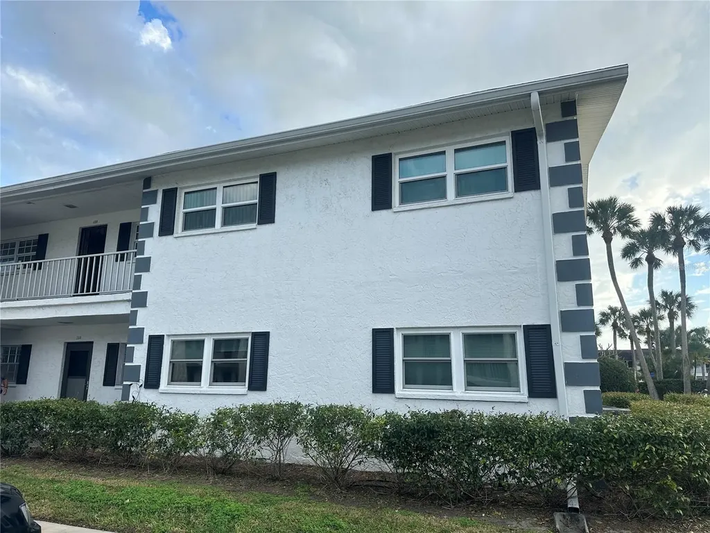 202 46th Avenue Terrace W Bradenton FL 34207