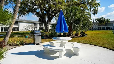 202 46th Avenue Terrace W Bradenton FL 34207