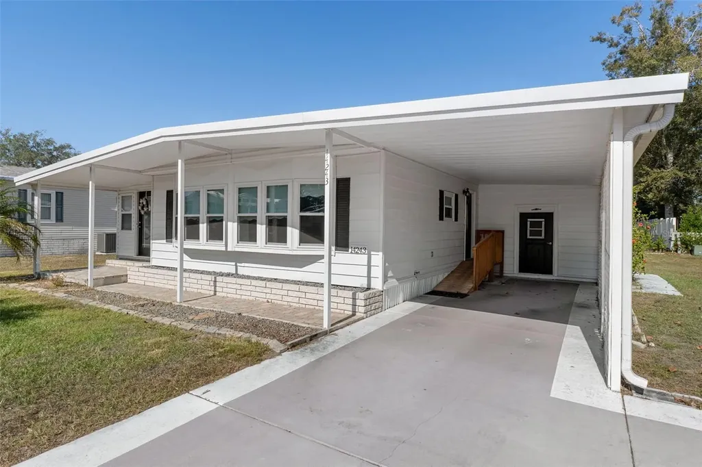 14243 Adair Street Brooksville FL 34613
