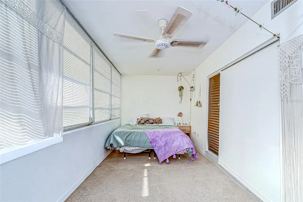 5150 10th Avenue N St Petersburg FL 33710