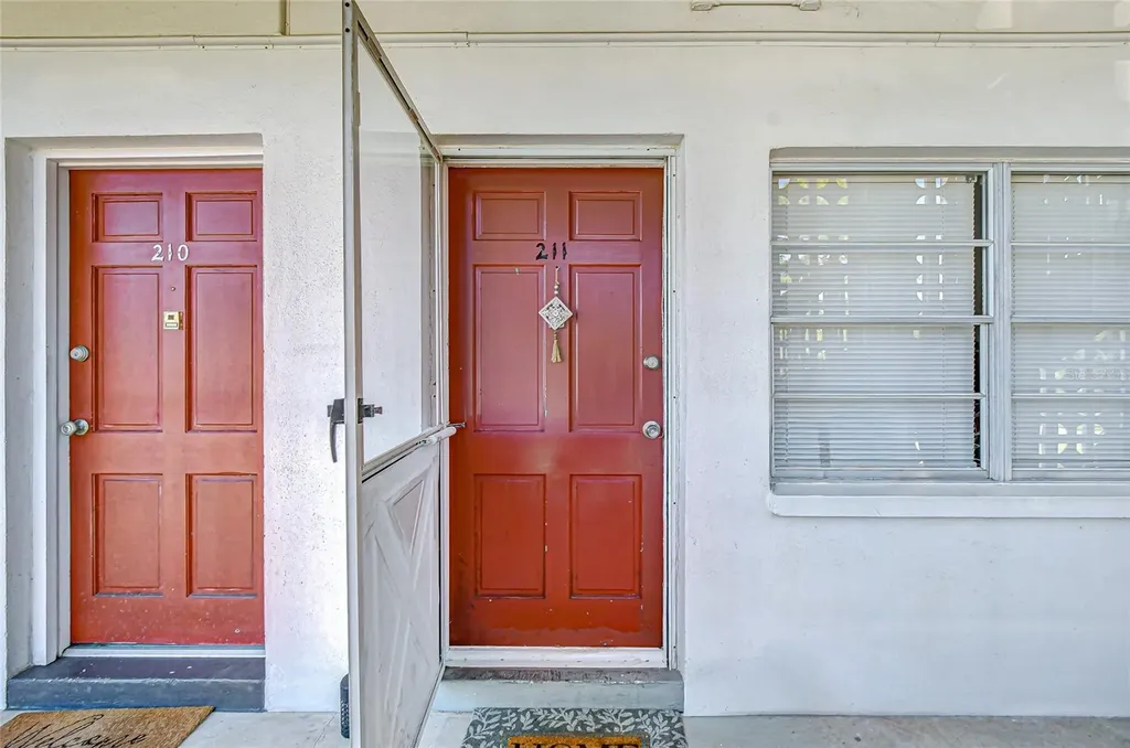 5150 10th Avenue N St Petersburg FL 33710