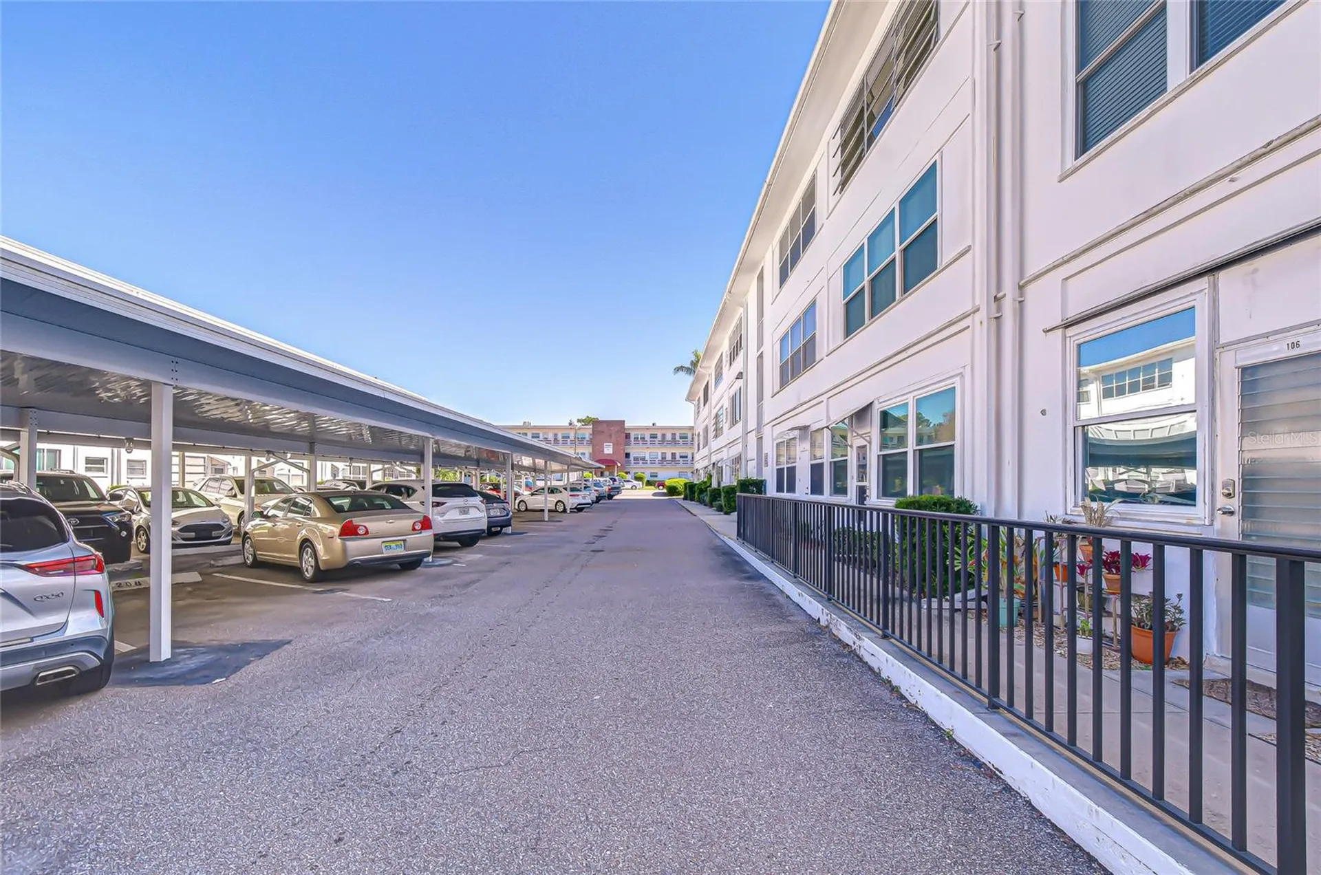 5150 10th Avenue N St Petersburg FL 33710