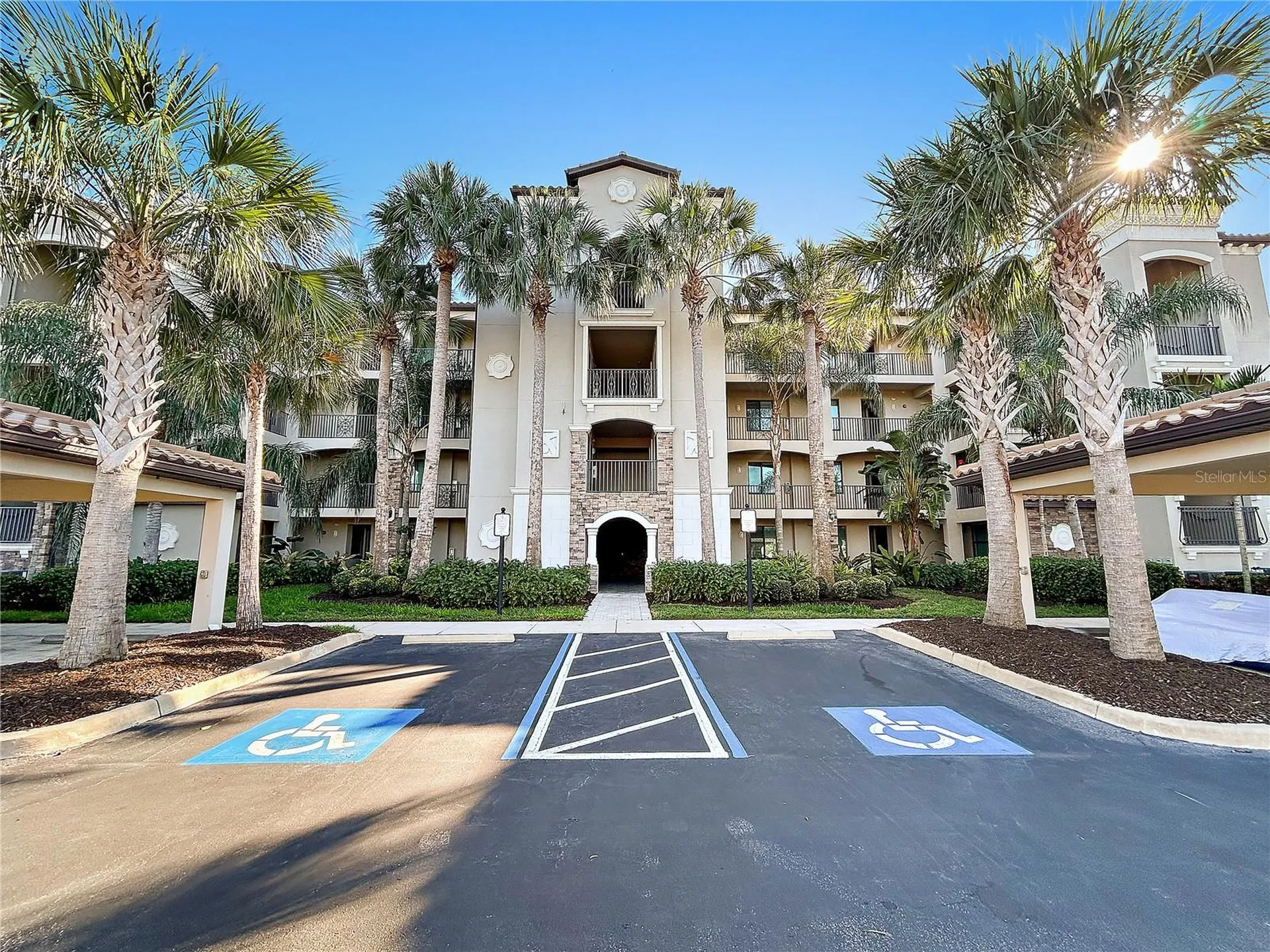 Bradenton FL, 16706 Vardon, Unit 302