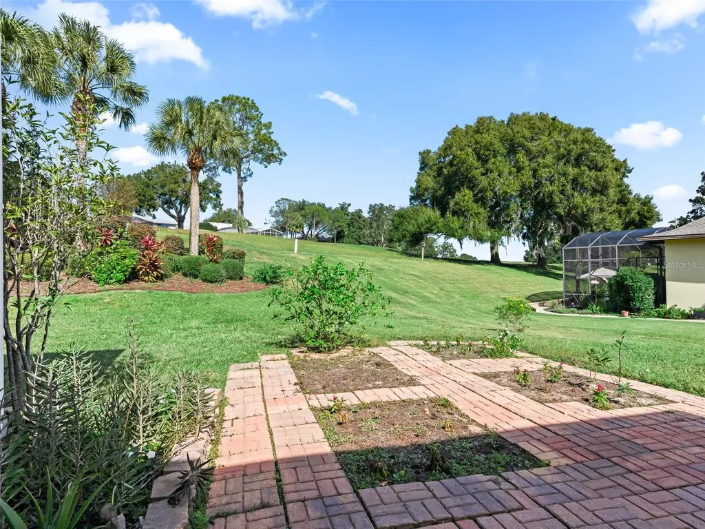 39023 Griffin Landing Lady Lake FL 32159