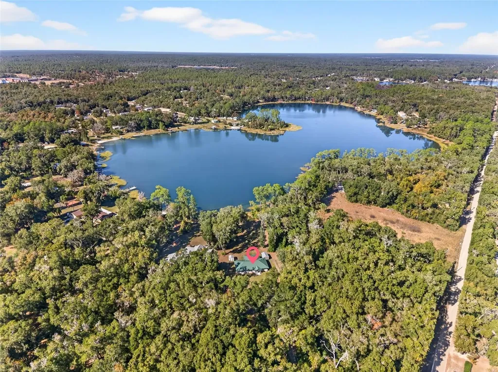 201 N West Street Interlachen FL 32148