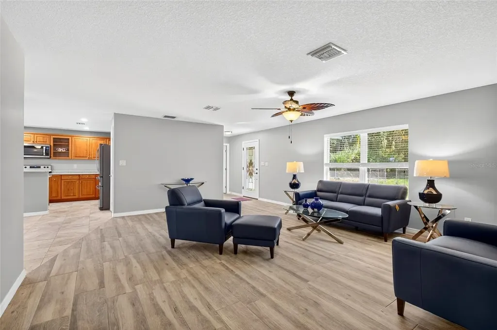 201 N West Street Interlachen FL 32148
