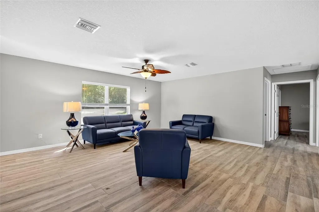 201 N West Street Interlachen FL 32148