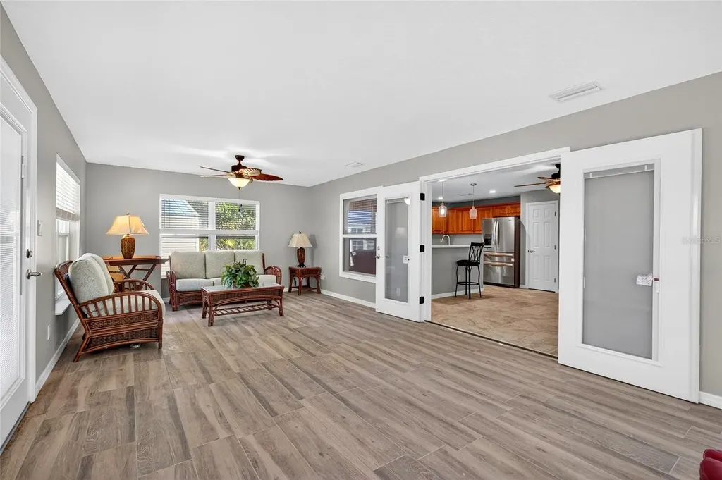 201 N West Street Interlachen FL 32148