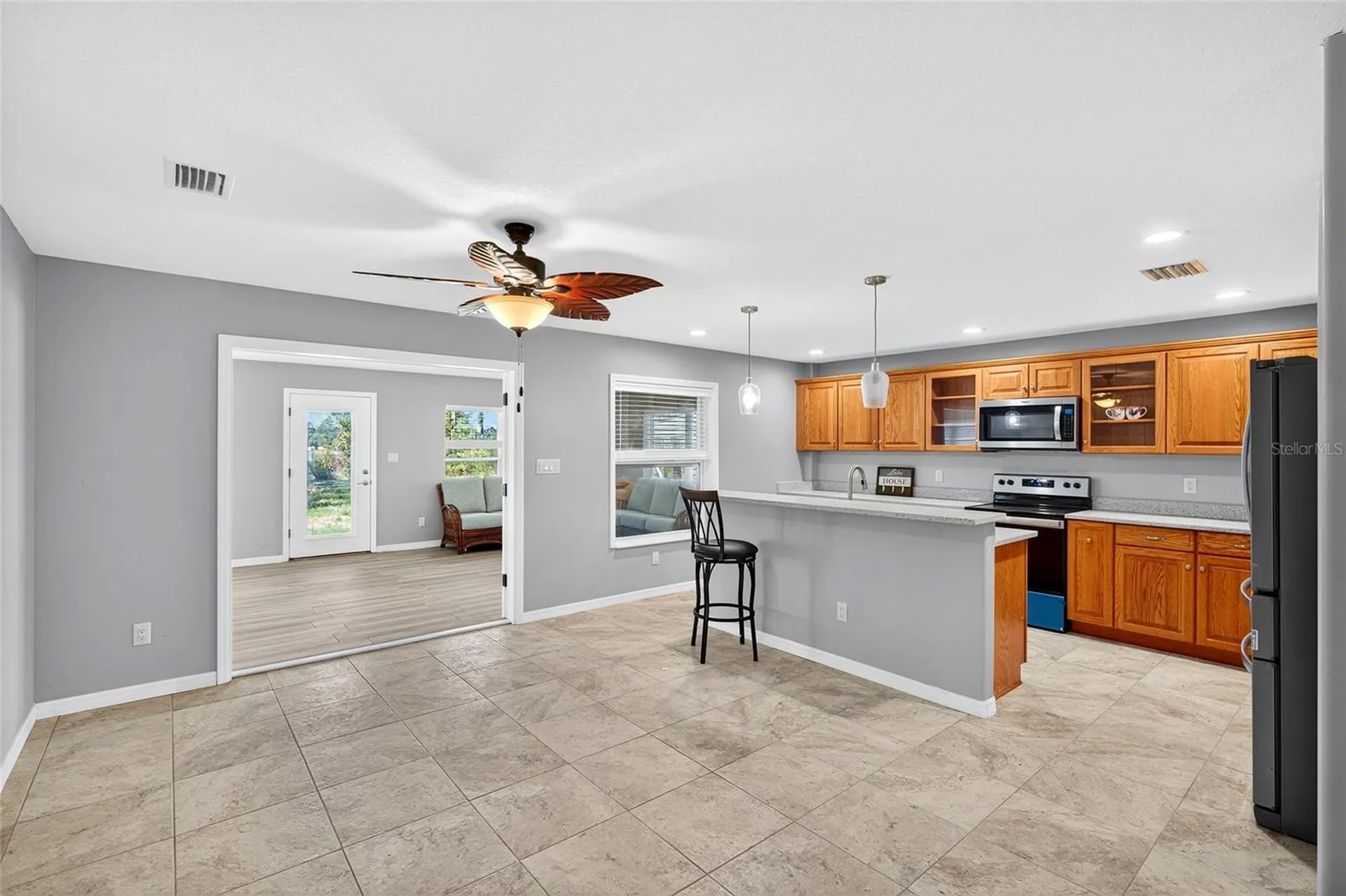 201 N West Street Interlachen FL 32148