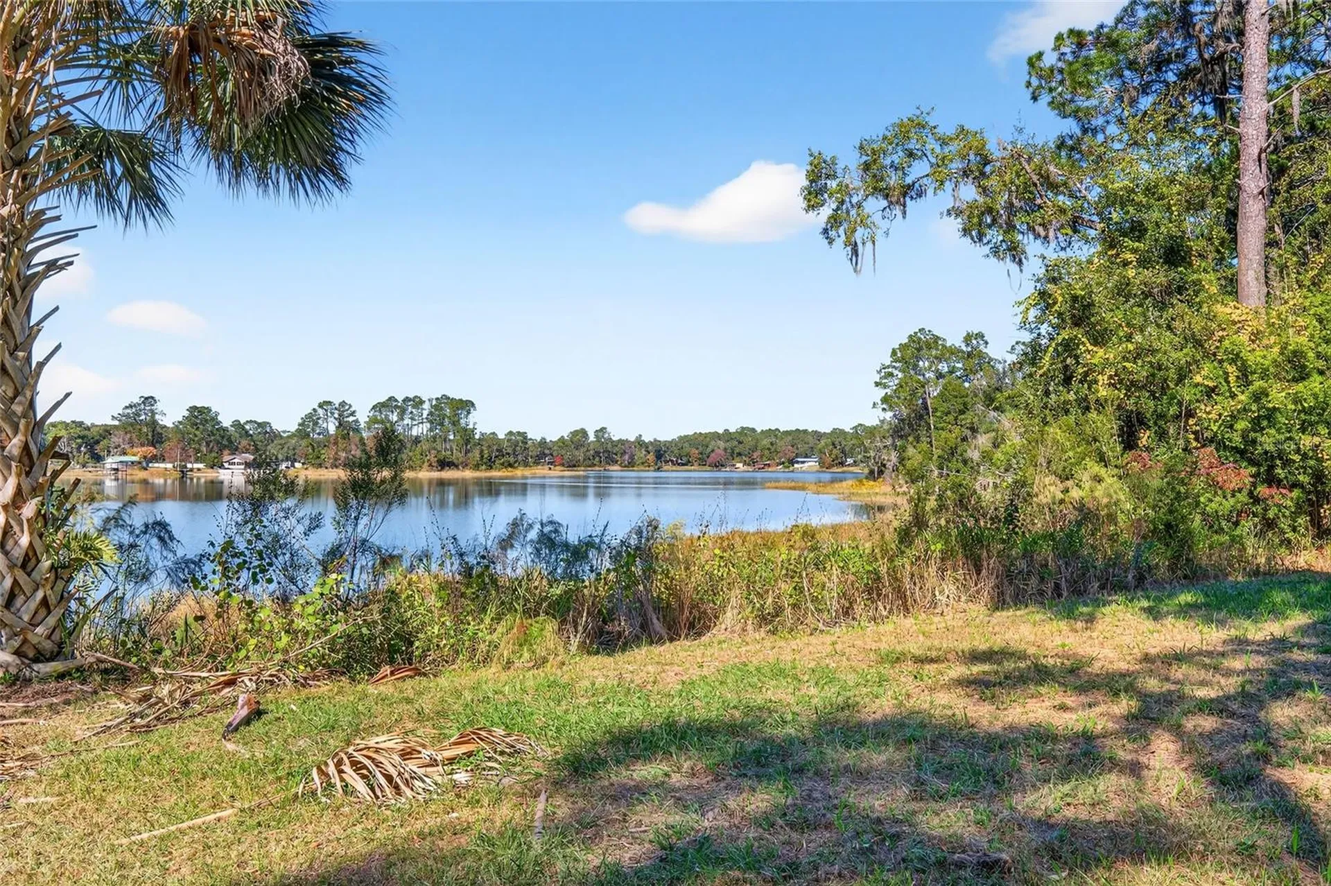201 N West Street Interlachen FL 32148