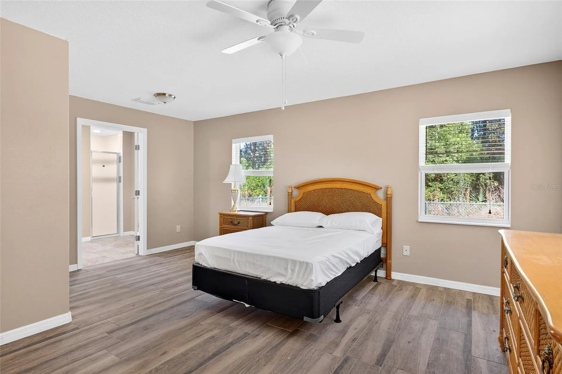 201 N West Street Interlachen FL 32148