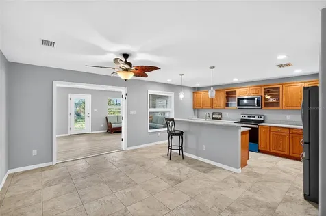 201 N West Street Interlachen FL 32148