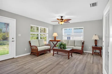 201 N West Street Interlachen FL 32148