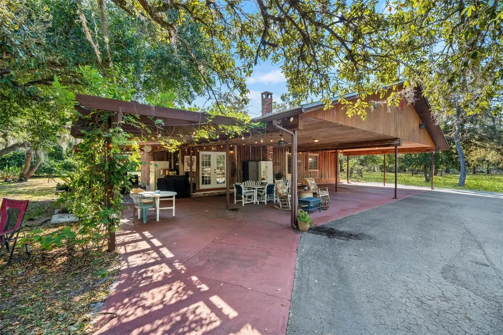 9615 Eden Avenue Hudson FL 34667