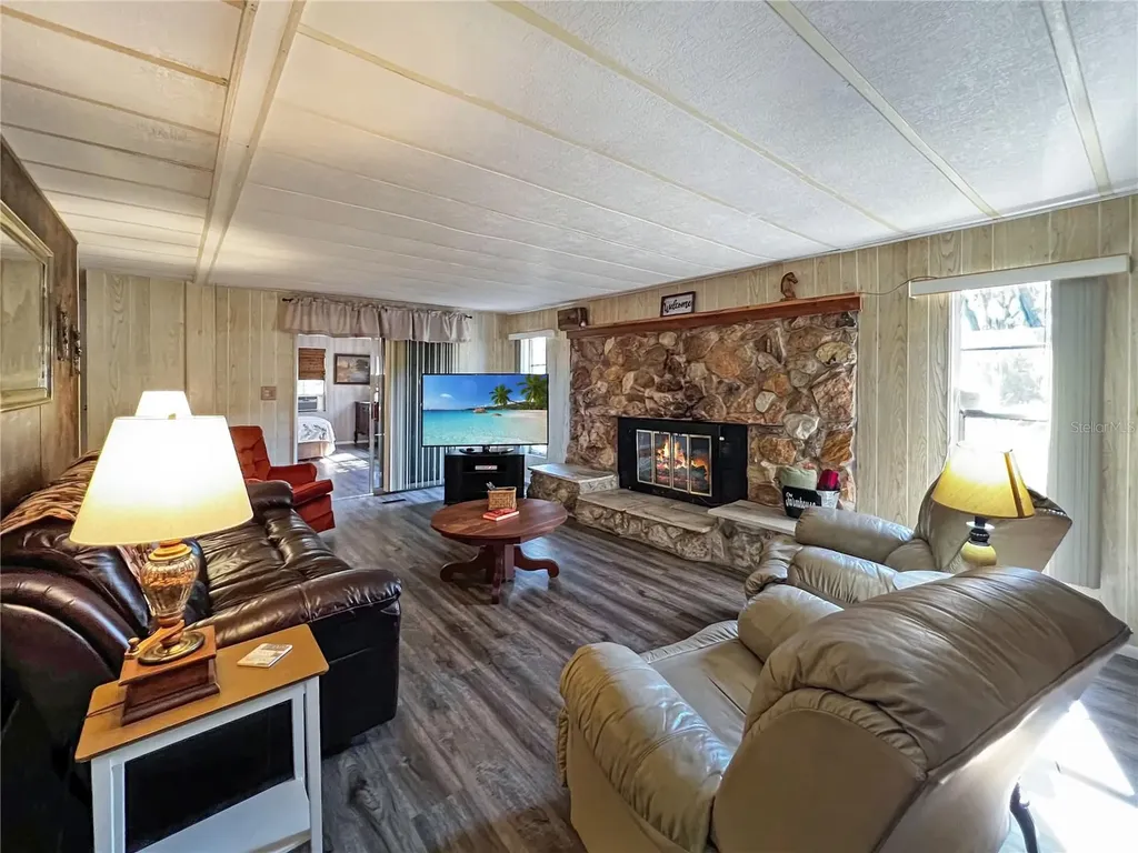 9615 Eden Avenue Hudson FL 34667