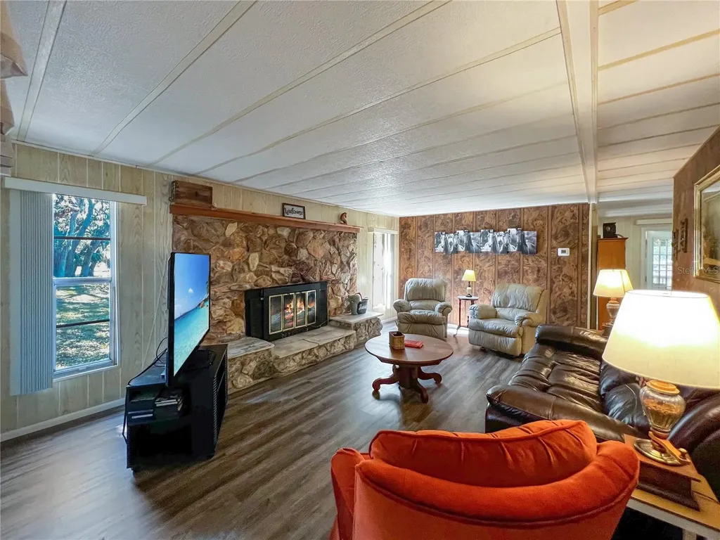 9615 Eden Avenue Hudson FL 34667