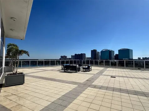 150 E Robinson Street Orlando FL 32801