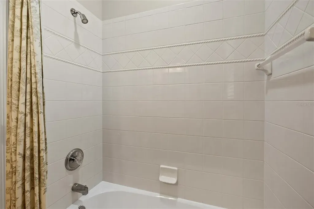 3837 Camino Real Sarasota FL 34239