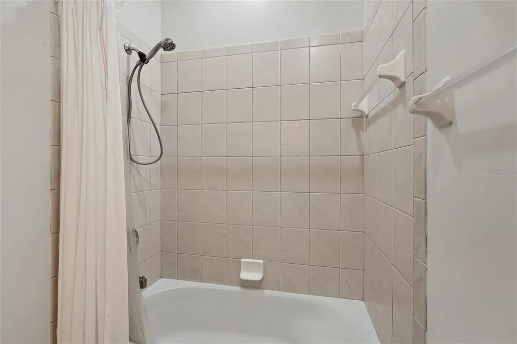 3837 Camino Real Sarasota FL 34239