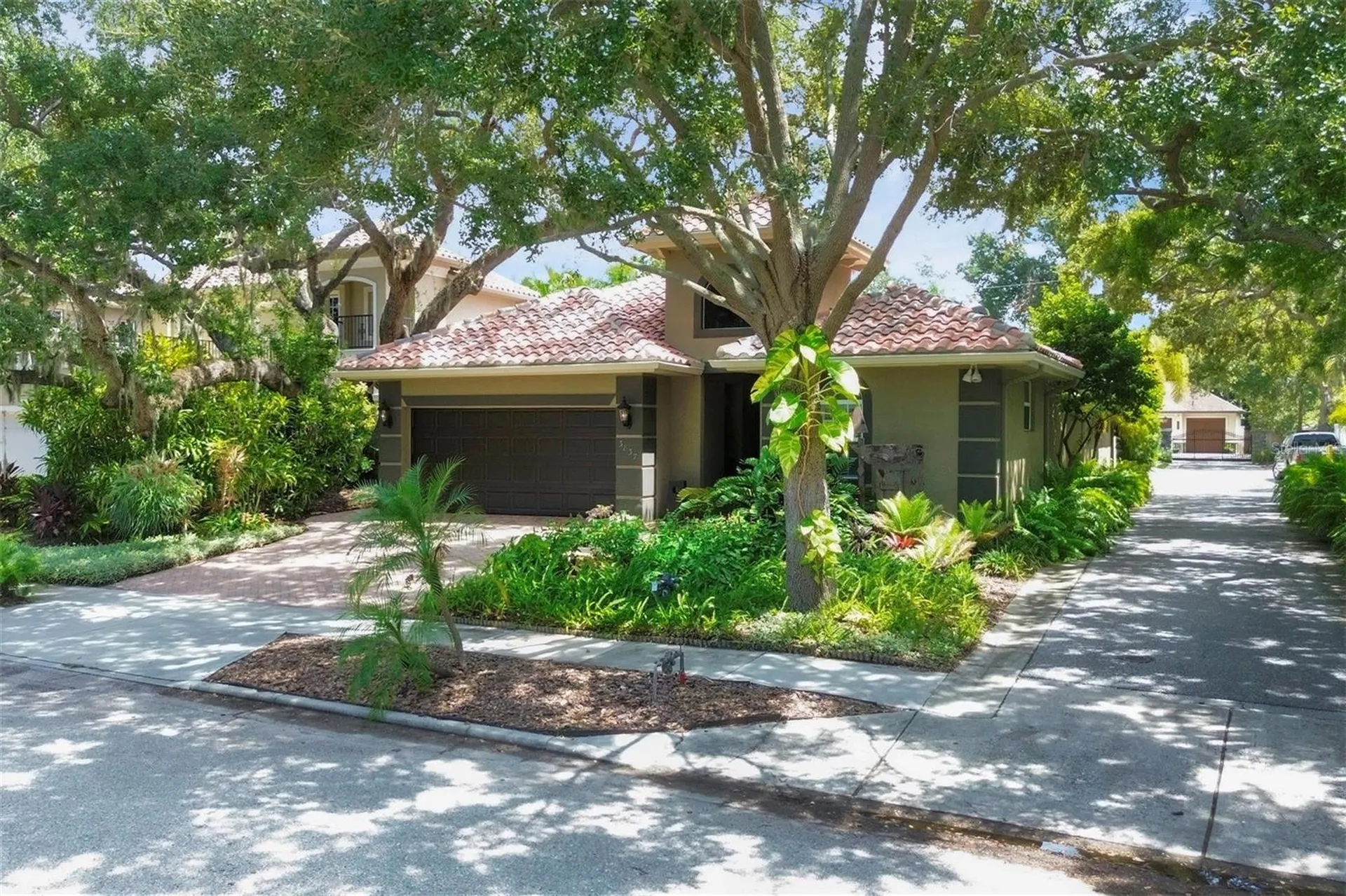 3837 Camino Real Sarasota FL 34239