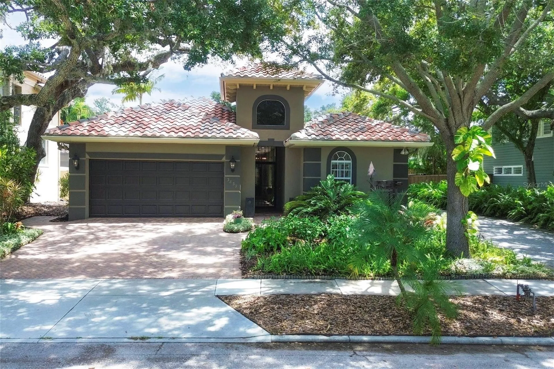 3837 Camino Real Sarasota FL 34239