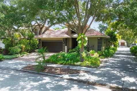 3837 Camino Real Sarasota FL 34239