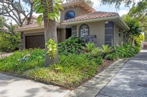 3837 Camino Real Sarasota FL 34239