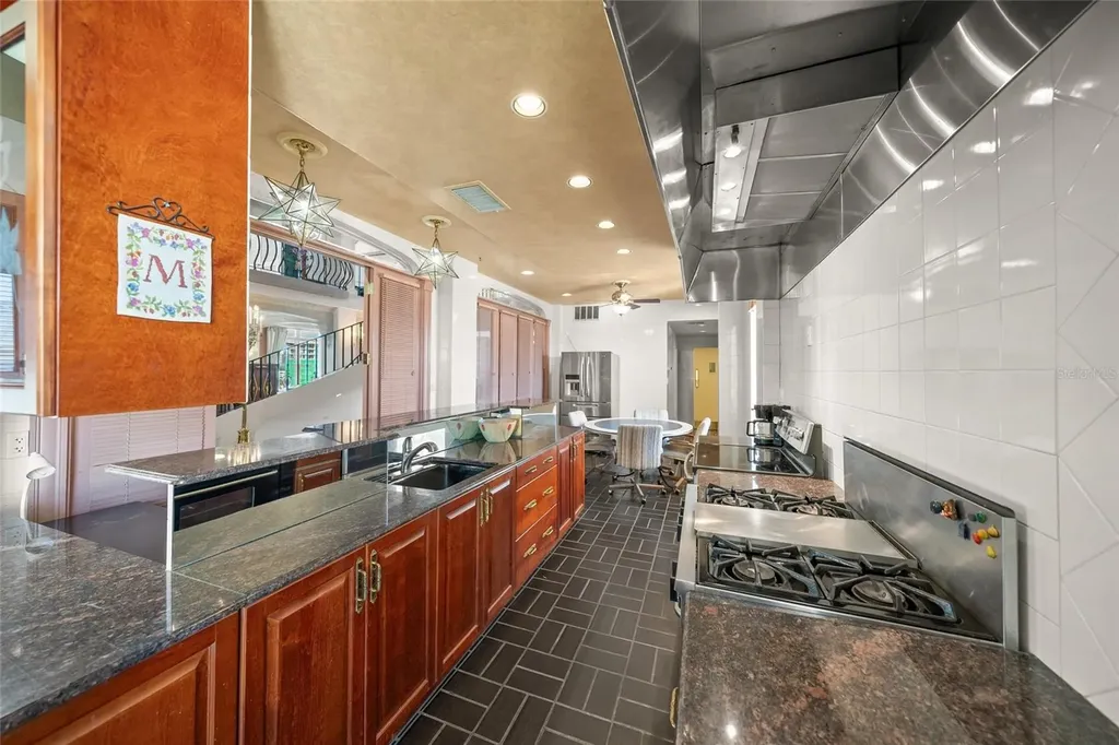 1330 Main Street Sarasota FL 34236
