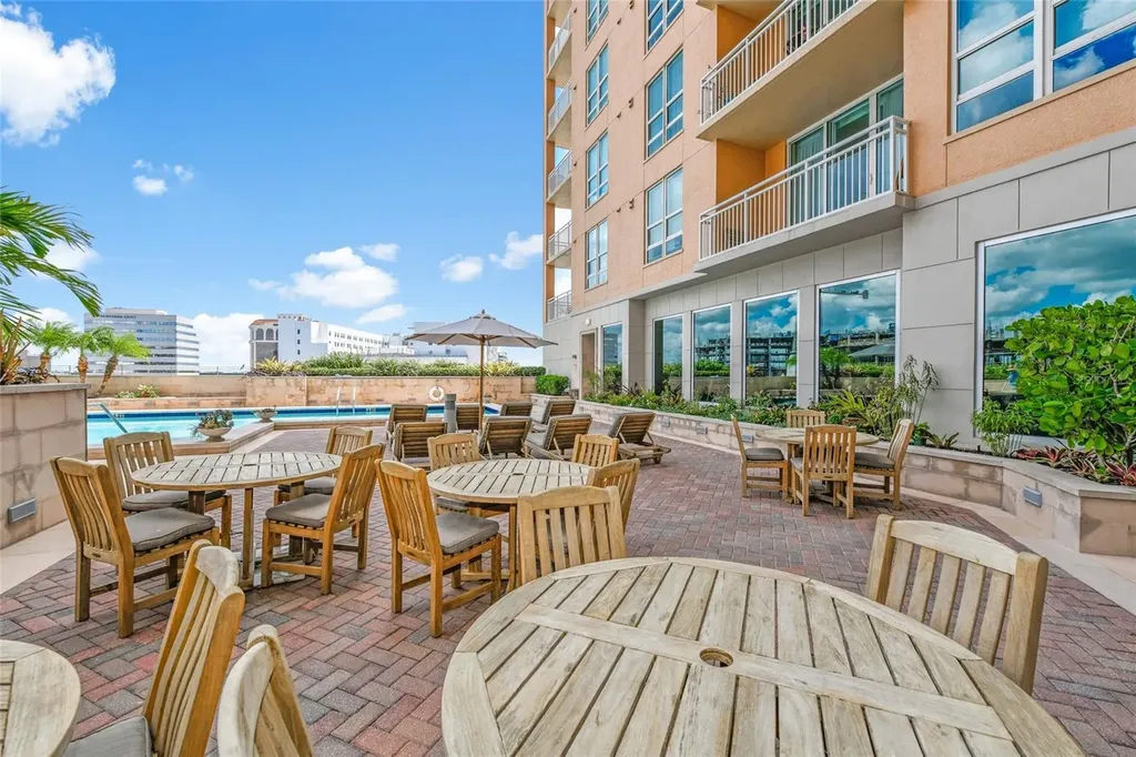 1330 Main Street Sarasota FL 34236