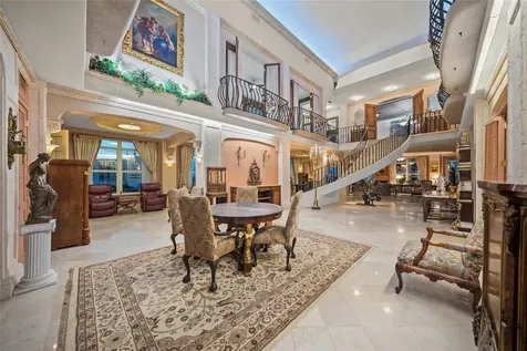 1330 Main Street Sarasota FL 34236