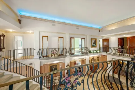 1330 Main Street Sarasota FL 34236