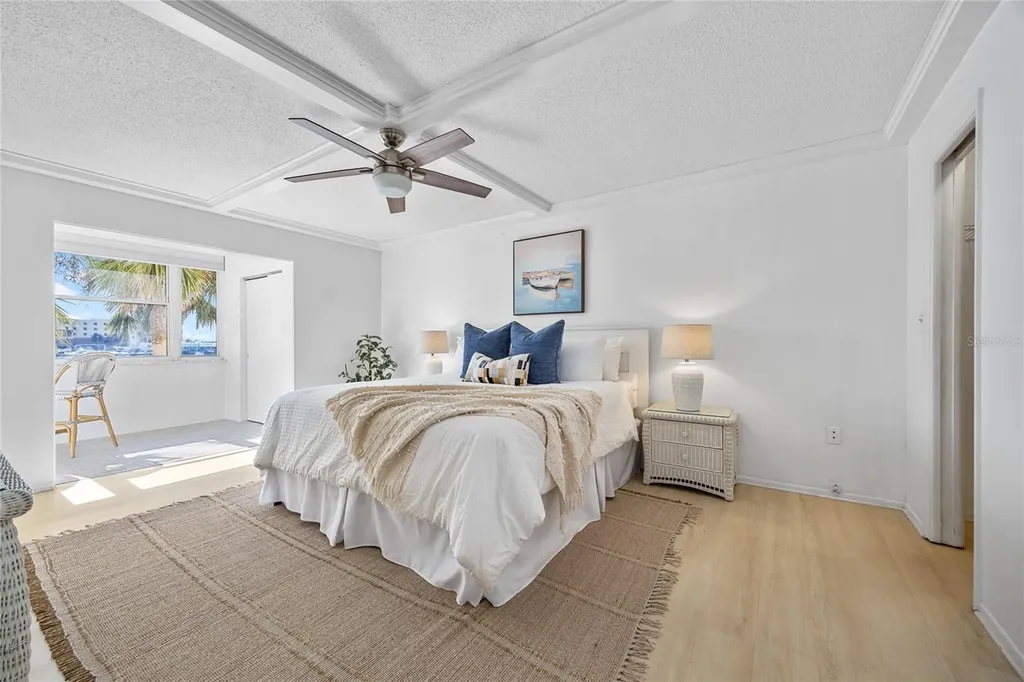 4775 Cove Circle St Petersburg FL 33708
