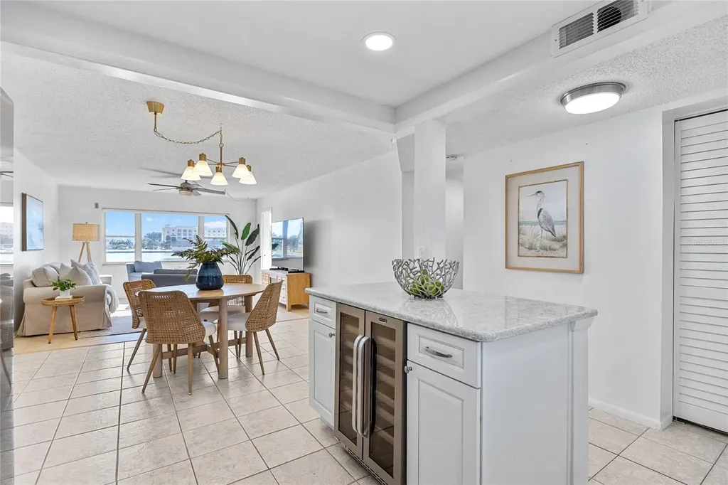 4775 Cove Circle St Petersburg FL 33708