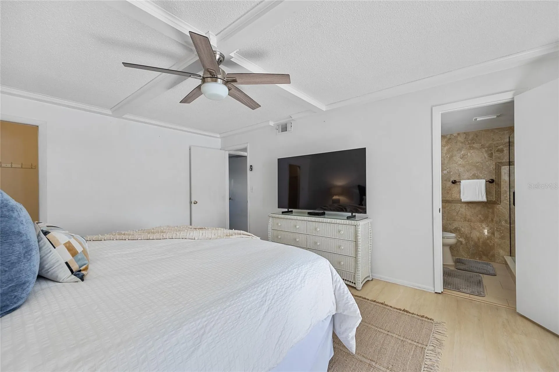 4775 Cove Circle St Petersburg FL 33708