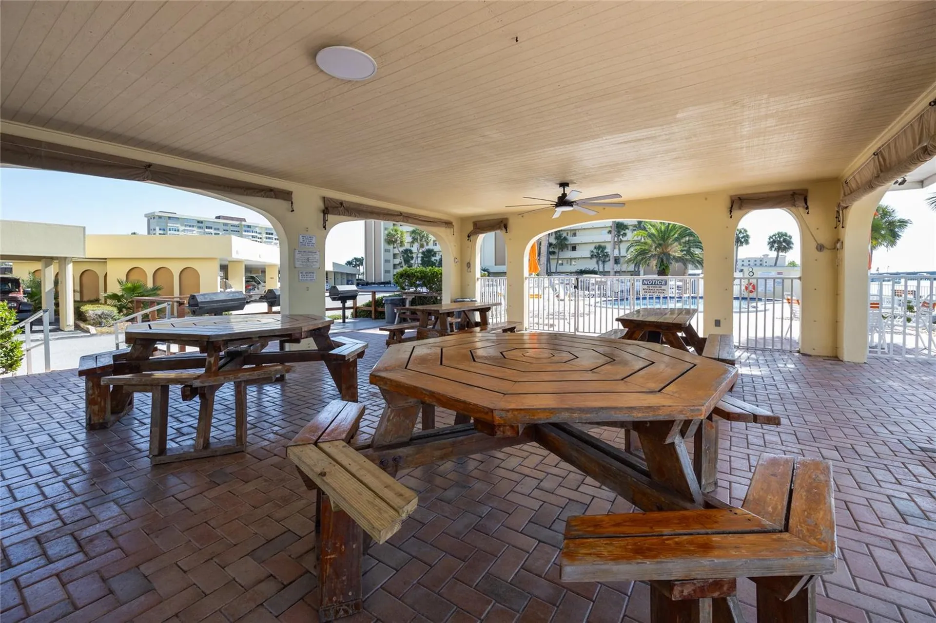 4775 Cove Circle St Petersburg FL 33708