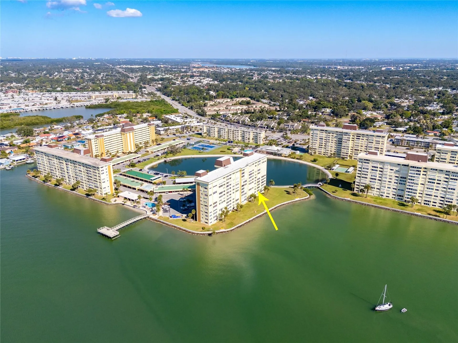 4775 Cove Circle St Petersburg FL 33708