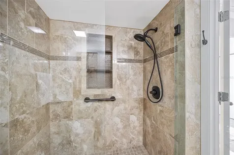 4775 Cove Circle St Petersburg FL 33708