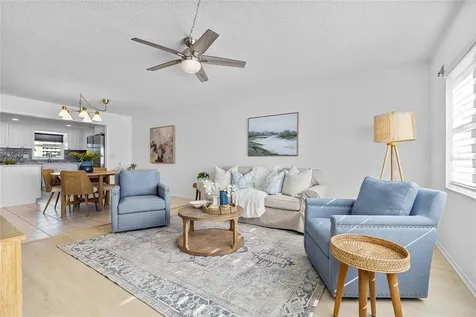 4775 Cove Circle St Petersburg FL 33708