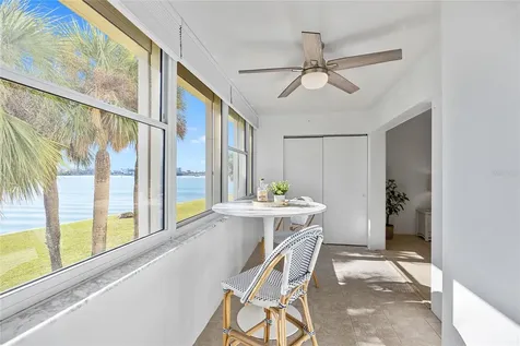 4775 Cove Circle St Petersburg FL 33708
