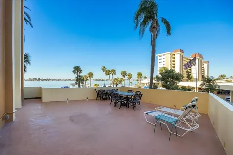 4775 Cove Circle St Petersburg FL 33708