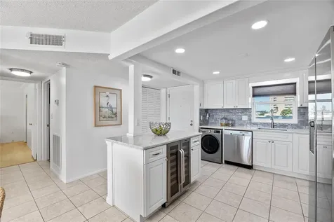 4775 Cove Circle St Petersburg FL 33708