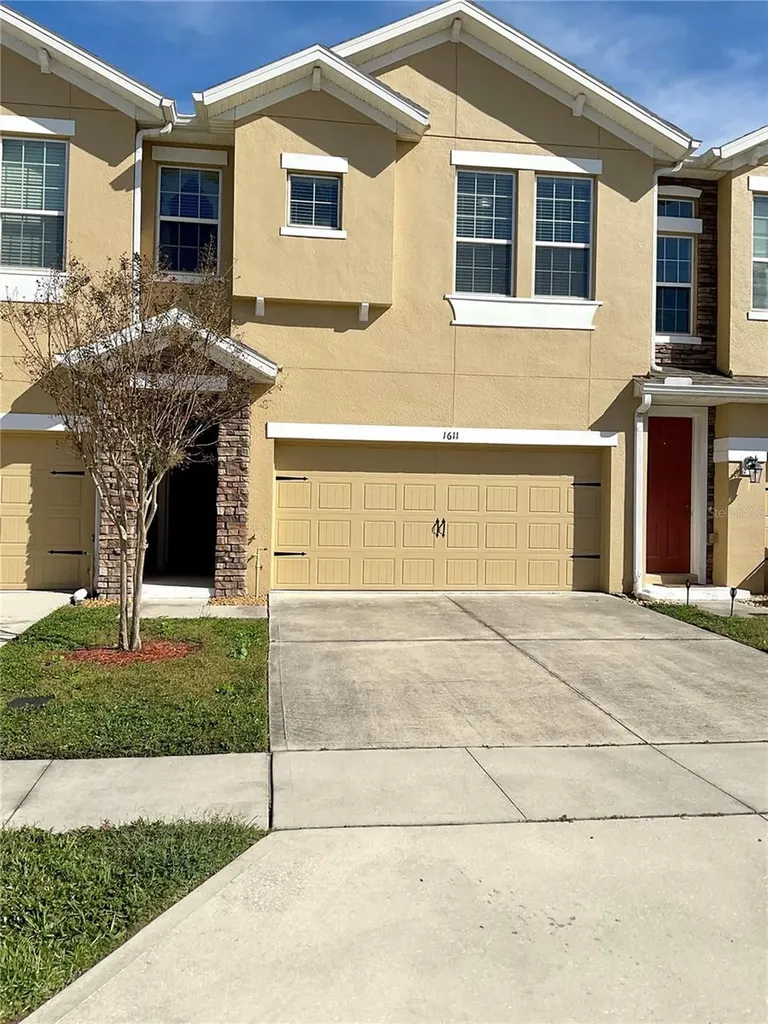 1611 Mohegan Boulevard Kissimmee FL 34744