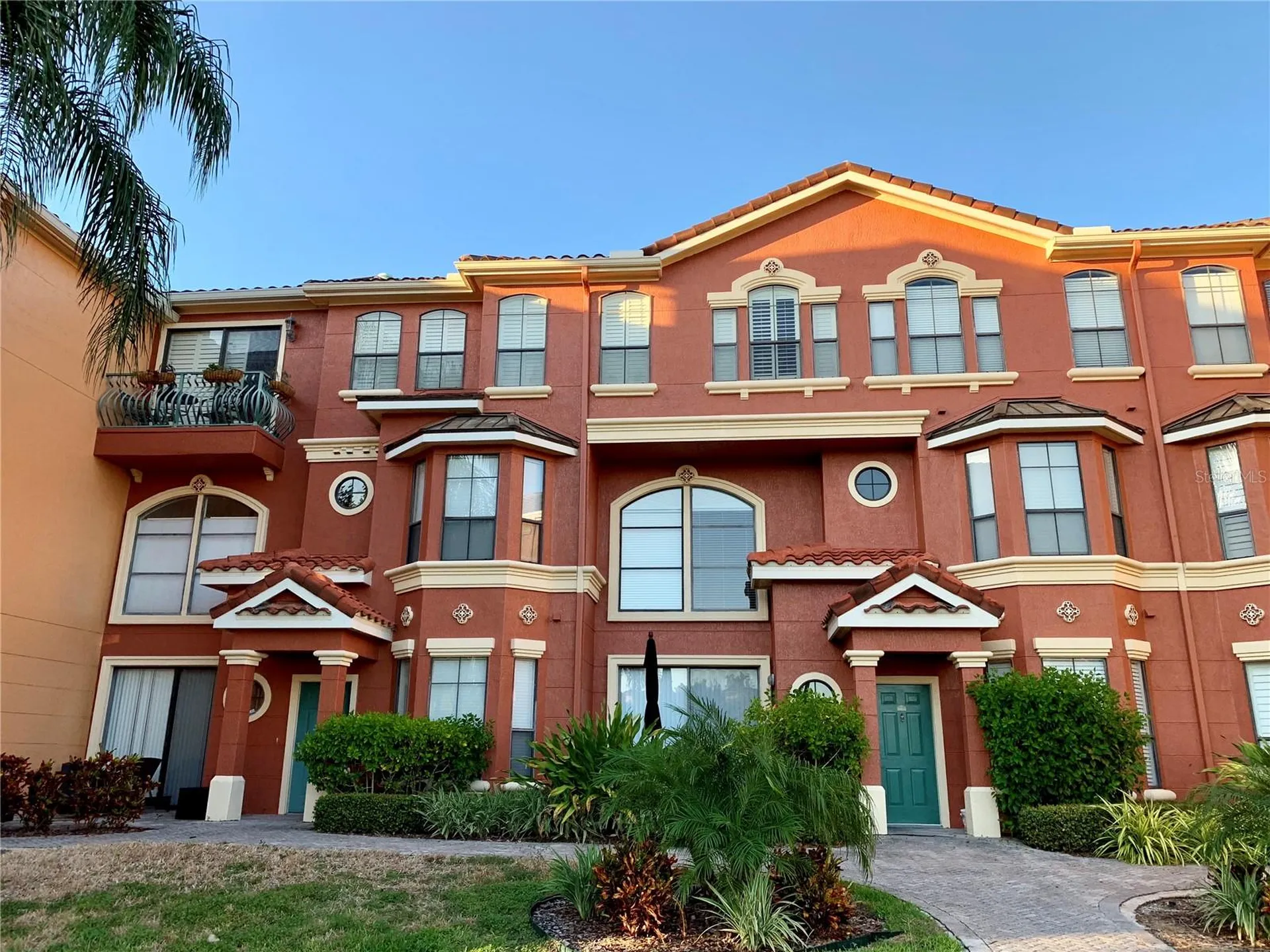 2717 Via Cipriani Clearwater FL 33764