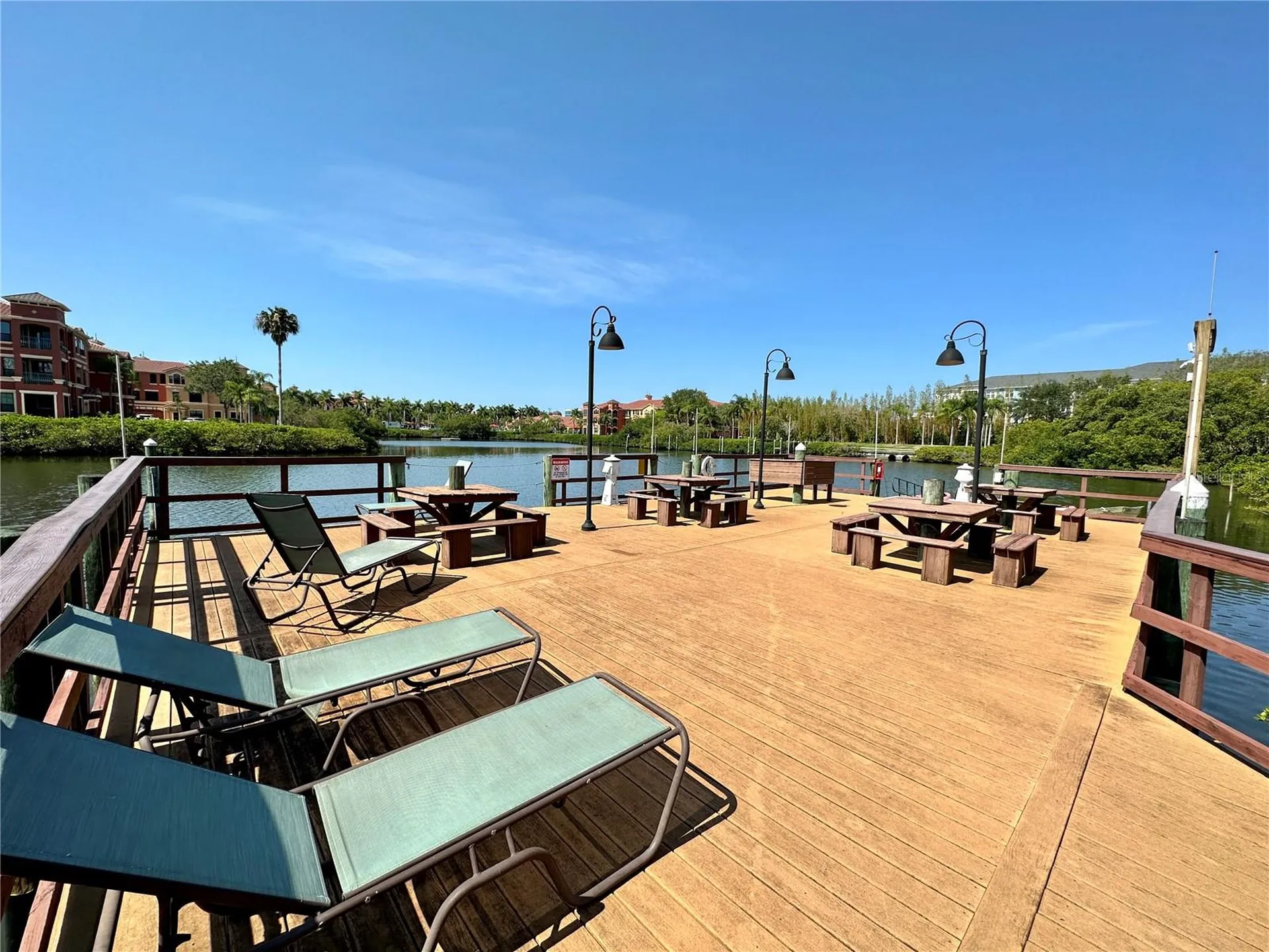 2717 Via Cipriani Clearwater FL 33764